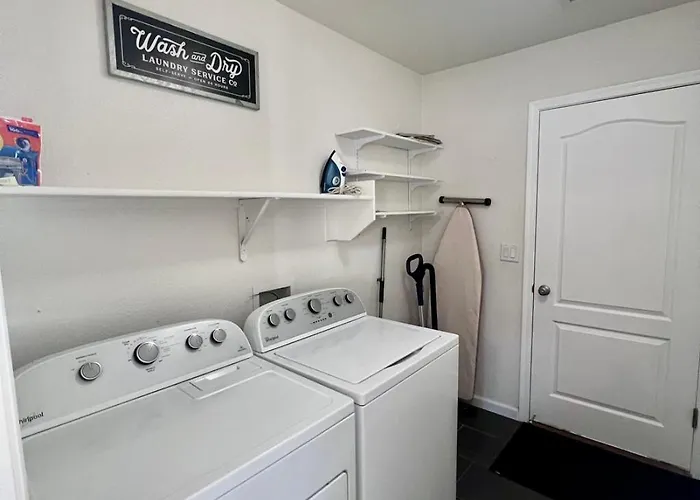 Dom wakacyjny Spacious 3bed2ba With Great Views! *